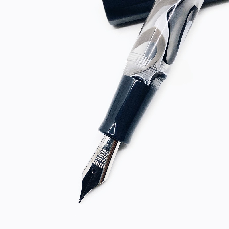 OPUS 88 Fountain Pen High-end  - Drip Tip Resin recension och pris